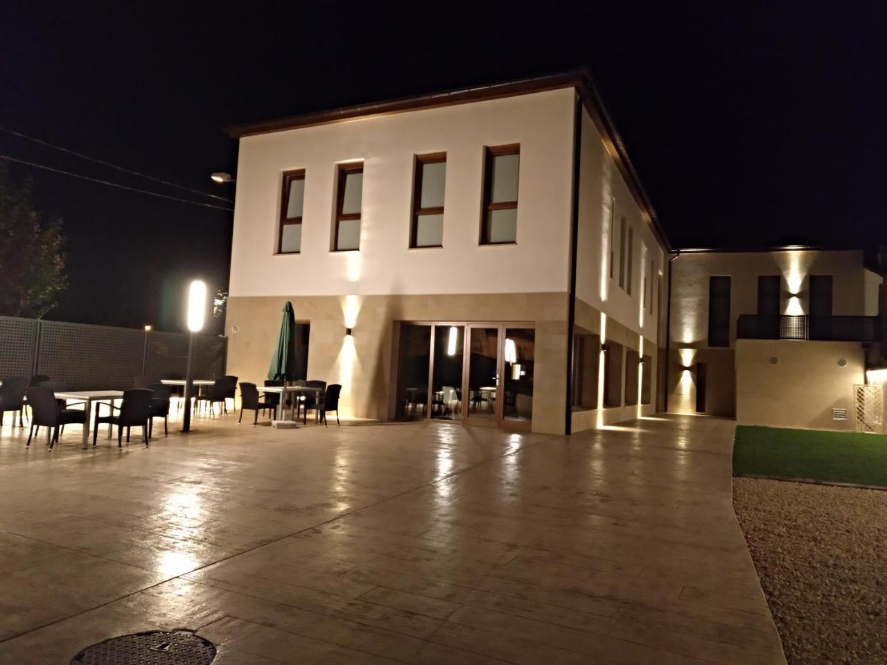 Hotel Entrerailes كاسالاريينا المظهر الخارجي الصورة